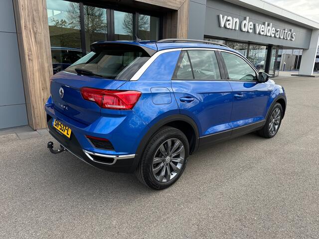 Volkswagen T-Roc 1.5 TSI 150pk Style | Trekhaak | Navi | Camera | Carplay | Adap. Cruise | Rijklaar incl. 1 jaar Bovag garantie