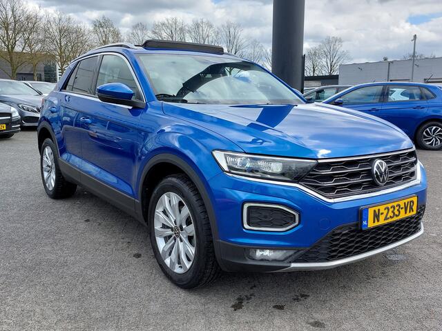 Volkswagen T-Roc 1.0 TSI 110pk Style Advance-Pack | 1ste Eigenaar | Apple Carplay+Android Auto | Clima | Adap.Cruise | Led Koplampen | Panorama Schuifdak | Pdc V+A+Camera | Privacy Glass | 17''lm