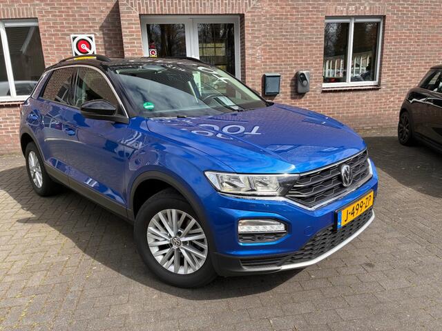 Volkswagen T-Roc 1.5 TSI 150PK AUTOMAAT! TREKHAAK/CAMERA/ADAP.CRUISE
