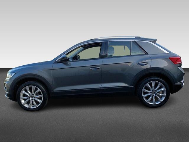 Volkswagen T-Roc 1.5 TSI Style Business | Afneembare Trekhaak | Camera | Winter Pakket