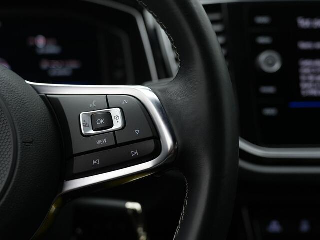 Volkswagen T-Roc 1.5 TSI 150 pk DSG Sport | Trekhaak | Achteruitrijcamera | Navigatie | Adaptive Cruise | Elektrische achterklep