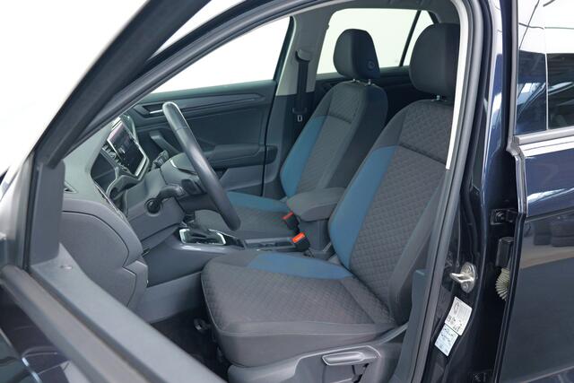 Volkswagen T-Roc 1.5 TSI Sport | Automaat | Digitaal dashboard | 17'' licht metaal |