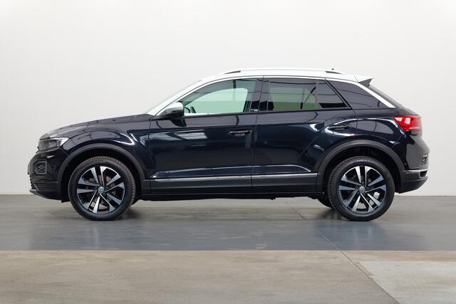 Volkswagen T-Roc 1.5 TSI Sport | Automaat | Digitaal dashboard | 17'' licht metaal |