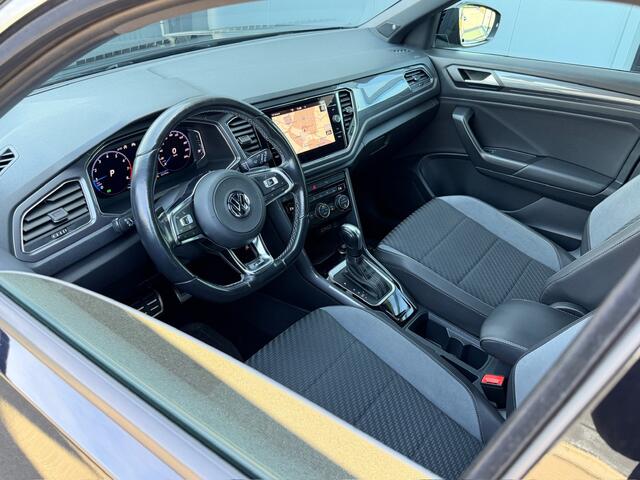 Volkswagen T-Roc 1.5 TSI 150pk DSG 2x R-line | Virtual | Camera | Dode hoek | Adapt. Cruise | Led | Elek. achterklep | Rijklaar incl. garantie