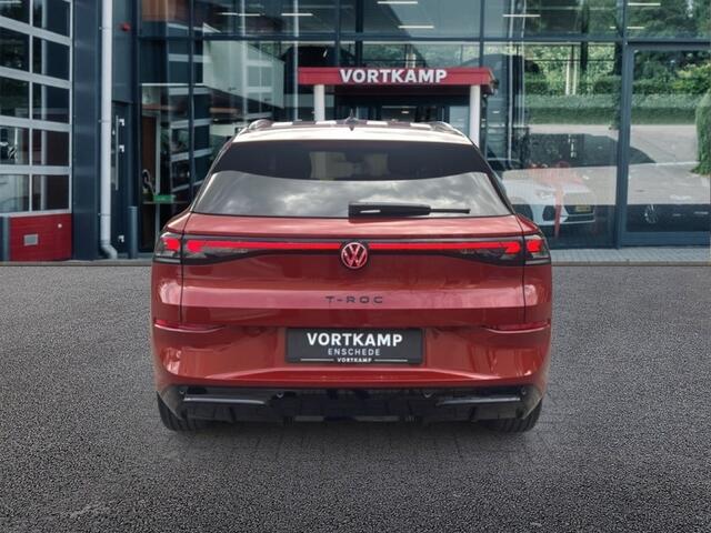 Volkswagen T-Roc 1.5 eTSI R-LINE BLACK STYLE TREKHAAK/ELEK-KLEP/CAMERA/ACC/STOELVERW