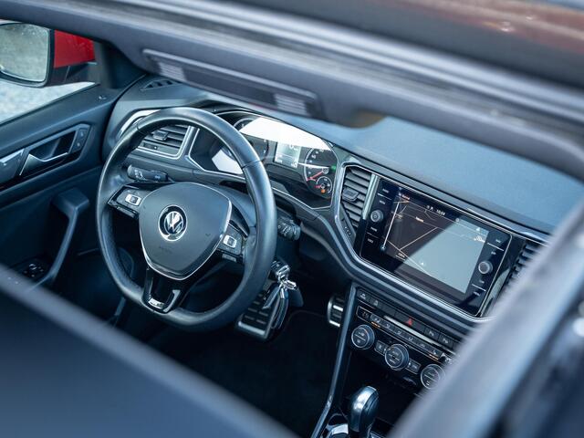 Volkswagen T-Roc 1.5 TSI Sport // panoramadak // stuur-stoel verwarming // standkachel