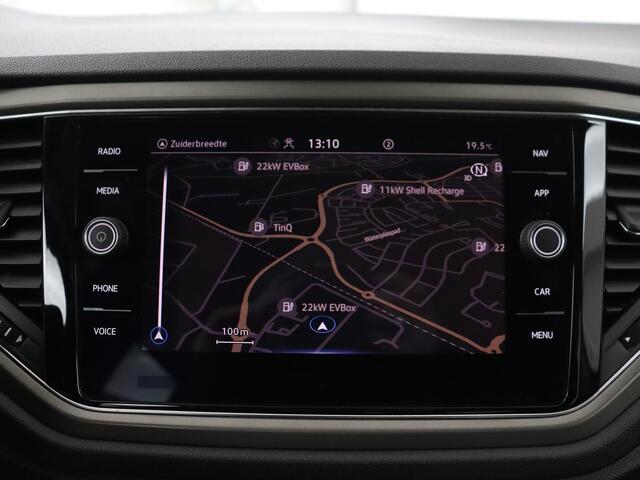 Volkswagen T-Roc 1.0 TSI Style Business | Trekhaak | Camera | Adaptive cruise | Carplay | Navigatie | Side Assist | Climate control | DAB | Parkeerhulp | Bluetooth