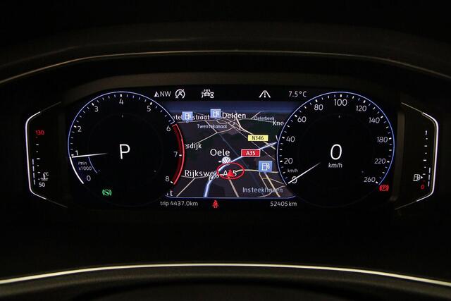 Volkswagen T-Roc Sport 1.5 TSI 150pk DSG Automaat Trekhaak, Adaptive cruise control, Navigatie, Elektrische achterklep, Achteruitrijcamera, LED dagrijverlichting