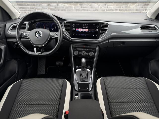 Volkswagen T-Roc 1.5 TSI Sport LED | Trekhaak | Carplay | Camera | Virtual Cockpit | PDC