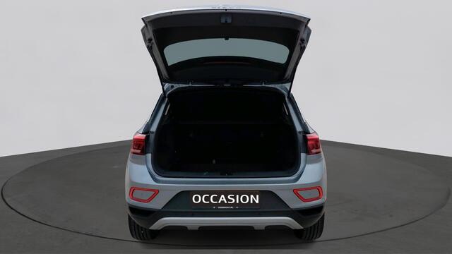 Volkswagen T-Roc 1.5 TSI Automaat Life Edition | Camera | Climatronic | 17" | VERWACHT |