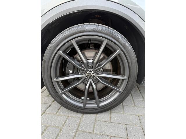Volkswagen T-Roc 2.0 TSI 4Motion R AKRA