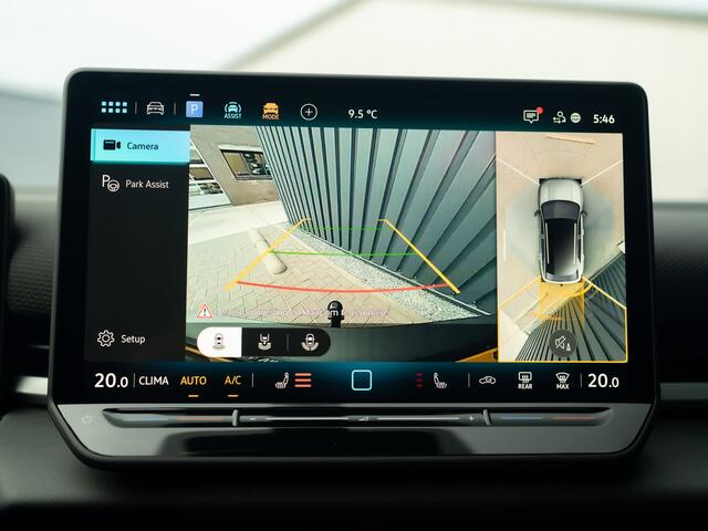 Volkswagen T-Roc 1.5 eTsi R-Line First Edition | Trekhaak wegkl. | 360 Camera | Panodak | Harman/Kardon | Prijs Rijklaar!!