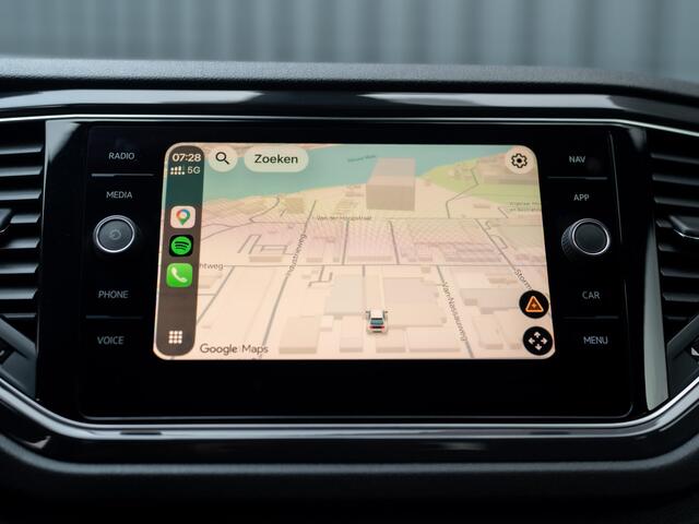 Volkswagen T-Roc 1.5 TSI Sport Business R | Apple Carplay/ Android Auto | Camera | 19'' | Trekhaak afnb. | Prijs Rijklaar!!