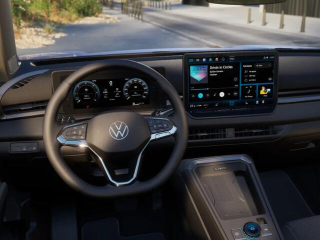 Volkswagen T-Roc Life First Edition 1.5 eTSI 116 PK 7 versn. DSG · Achteruitrijcamera · Comfort pakket · Voorraad OUTLET · Prijs is inclusief inruilpremie ·