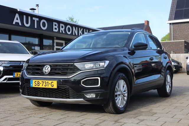 Volkswagen T-Roc 1.5 TSI STYLE I TREKHAAK I CARPLAY I ADAPTIEF CC