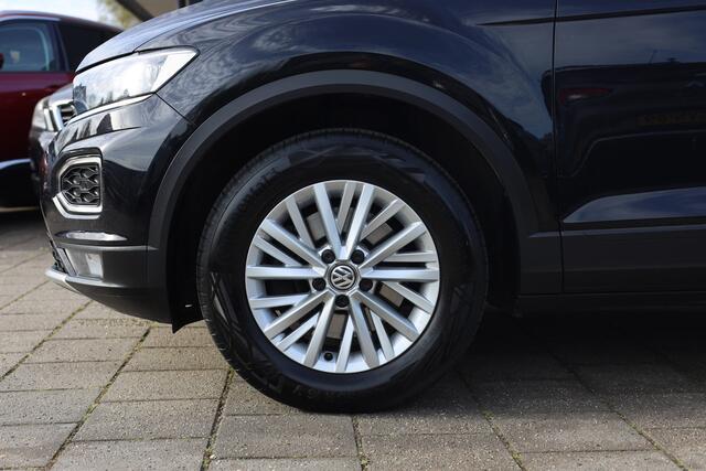 Volkswagen T-Roc 1.5 TSI STYLE I TREKHAAK I CARPLAY I ADAPTIEF CC