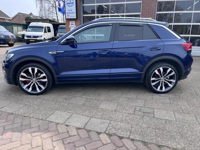 Volkswagen T-Roc 1.5 TSI SPORT R-LINE AUTOMAAT NAV COMPLEET.