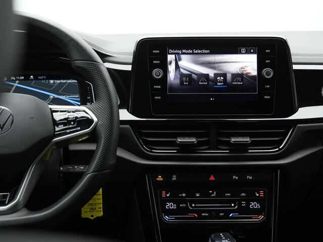 Volkswagen T-Roc 1.5 TSI 150 pk 150 pk DSG R-Line | Trekhaak | Achteruitrijcamera | Adaptive Cruise | Stoelverwarming | Sportonderstel | Side Assist