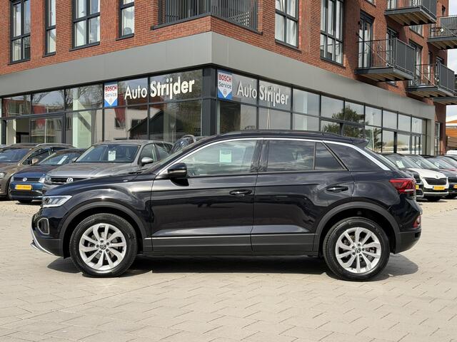 Volkswagen T-Roc 1.0 TSI Life | El.bed. achterklep | PDC voor & achter | App-Navi