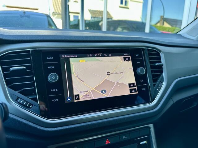 Volkswagen T-Roc 1.0 TSI 110PK Style Navi Camera Carplay 1e eigenaar