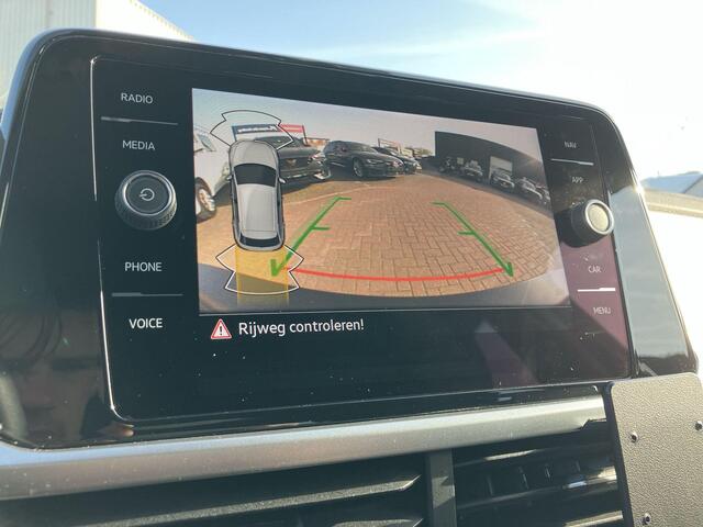 Volkswagen T-Roc 1.0 TSI 115 PK Life Edition · Apple/Android · Camera + Parkeersensoren · LED · Garantie t/m 27-06-2028 of 100000km