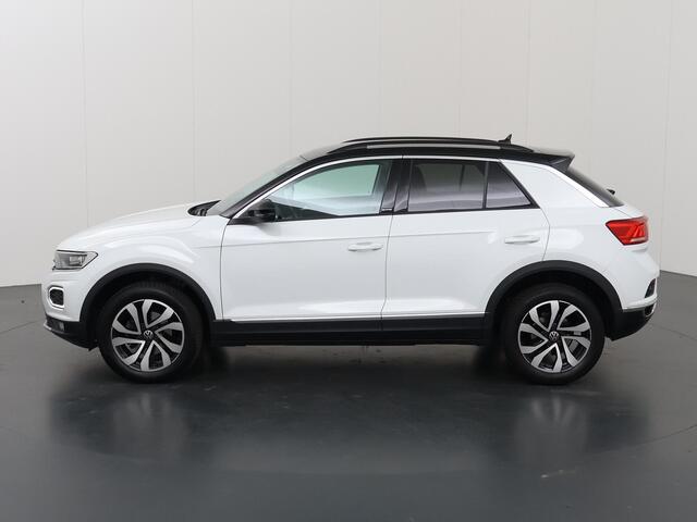 Volkswagen T-Roc 1.5 TSI Style Business | Trekhaak | LED | Virtual Cockpit | Apple CarPlay/ Android auto | Navigatie | Camera | DAB | Stoelverwarming | Adaptieve Cruise Control | Ele. kofferdeksel |