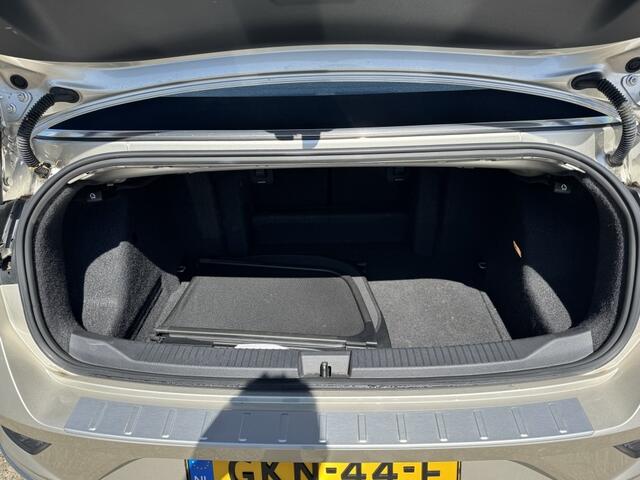 Volkswagen T-Roc Cabrio 1.5 TSI R-Line