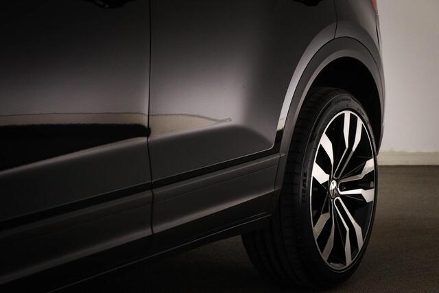 Volkswagen T-Roc 1.5 TSI Style Business | VIRTUAL COCKPIT | CLIMA | NAVIGATIE | CAMERA | 19"