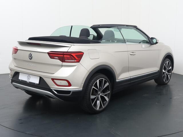Volkswagen T-Roc Cabrio 1.5 TSI Style | 150 PK | Automaat | 19" LM velgen | Adaptive cruise control | Dodehoek detectie | Apple Carplay/Android Auto |