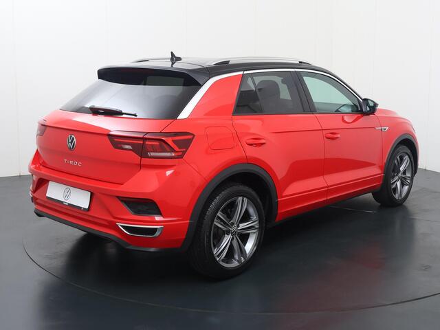 Volkswagen T-Roc 1.5 TSI Sport Business R | 150 PK | Automaat | Adaptive cruise control | Achteruitrijcamera | Apple Carplay/Android Auto |