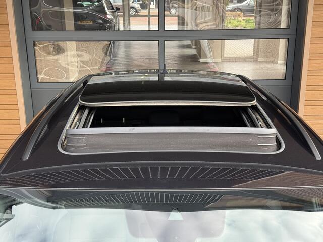 Volkswagen T-Roc 1.5 TSI Sport R Panodak,Carpl,Cam,Cruise,Pdc