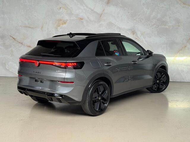 Volkswagen T-Roc 1.5 eTsi R-Line / Nieuw / Pano / Blackpack /