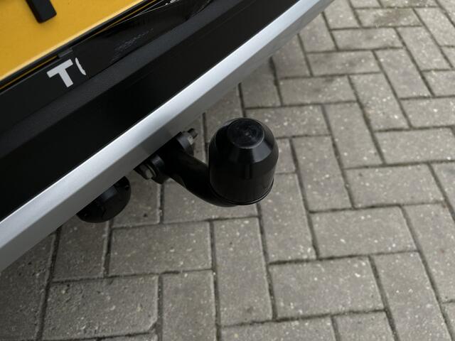 Volkswagen T-Roc 1.5 TSI 150PK Life Business / Digitale Cockpit Pro / Parkeersensoren V+A / LED / Keyless Entry / App-Connect / Navigatie **