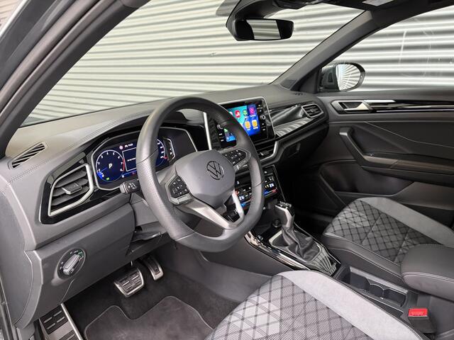 Volkswagen T-Roc 1.5 TSI R-LINE BLACK/PANO/19 INCH/IQ LIGHT/IQ DRIVE/EL A KLEP/ENZ