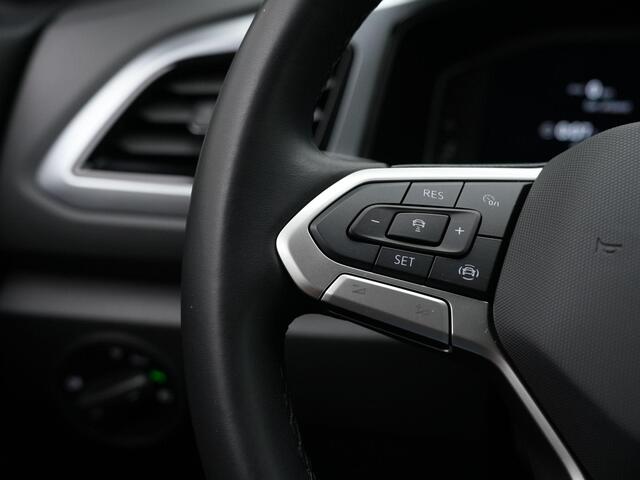 Volkswagen T-Roc 1.0 TSI 110 pk Life | Achteruitrijcamera | Adaptive Cruise | Digital Cockpit Pro