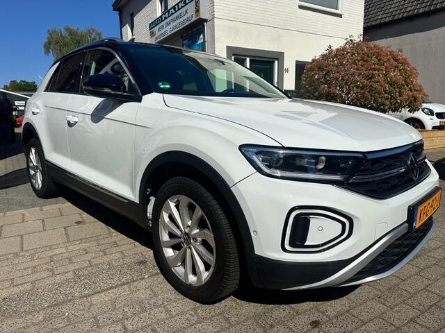 Volkswagen T-Roc 1.5 TSI LIFE BNS facelift model AUTOMAAT