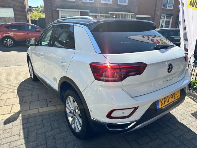 Volkswagen T-Roc 1.5 TSI LIFE BNS facelift model AUTOMAAT