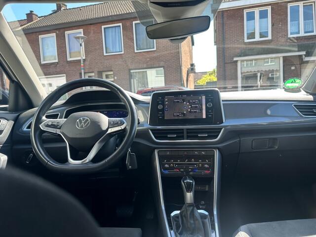 Volkswagen T-Roc 1.5 TSI LIFE BNS facelift model AUTOMAAT