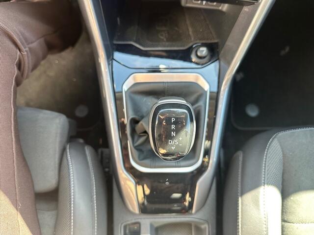 Volkswagen T-Roc 1.5 TSI LIFE BNS facelift model AUTOMAAT