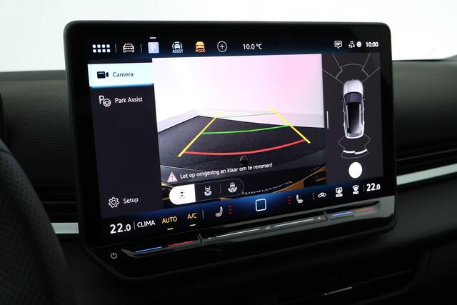 Volkswagen T-Roc 1.5 eTsi 150pk DSG R-Line First Edition Trekhaak Camera Keyless Stoelverwarming Virtual Cockpit Carplay
