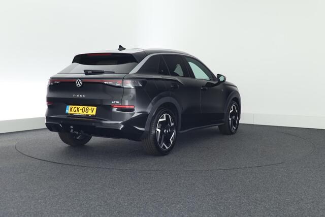 Volkswagen T-Roc 1.5 eTsi 150pk DSG R-Line First Edition Trekhaak Camera Keyless Stoelverwarming Virtual Cockpit Carplay
