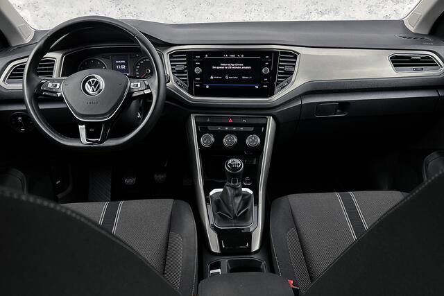 Volkswagen T-Roc 1.0 TSI Style | Camera | Adaptieve cruise control | Apple Carplay | Airco | Parkeersensoren