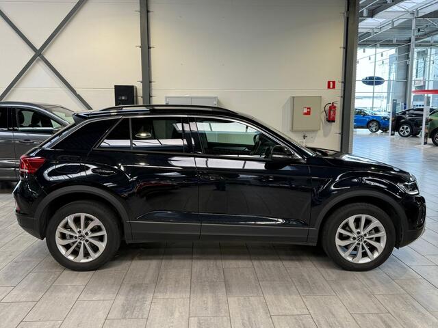 Volkswagen T-Roc 1.5 TSI Life Edition | AUTOMAAT | Adapt. Cruise | Clima | Camera | LED | Navi | Fabrieksgarantie t/m 03-2029 |