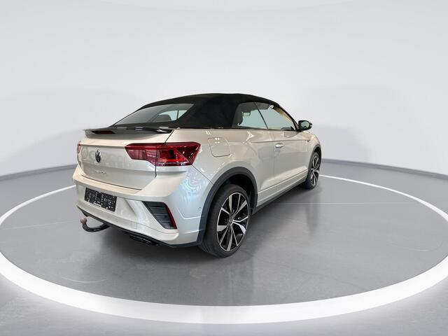 Volkswagen T-Roc Cabrio 1.5 TSI 150pk DSG R-Line · Camera · Matrix LED · Beats Audio · Afneembare Trekhaak · Side Assist · Keyless · Stuur- & Stoelverwarming ·