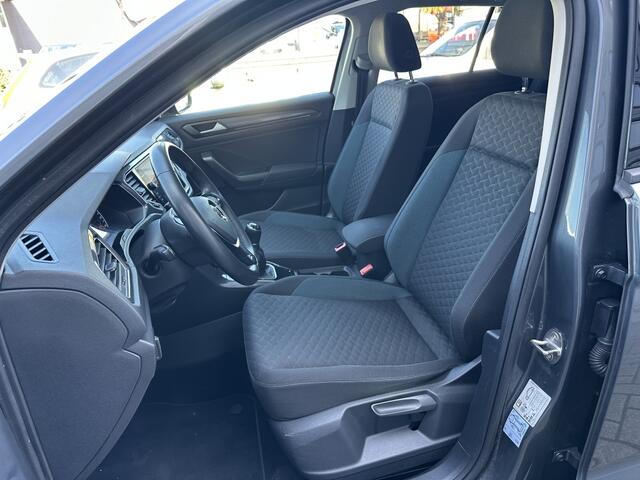 Volkswagen T-Roc 1.5 TSI IQ Drive Panorama Carplay Trekhaak