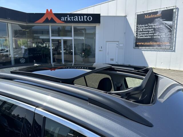 Volkswagen T-Roc 1.5 TSI IQ Drive Panorama Carplay Trekhaak