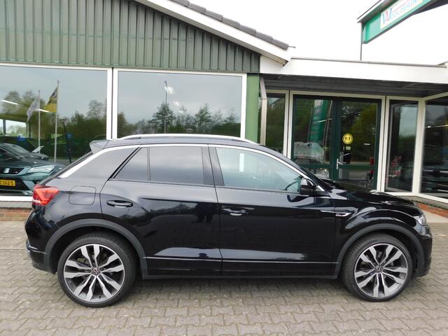 Volkswagen T-Roc 1.5TSI 150PK R-LINE! All-in Prijs! Trekhaak!
