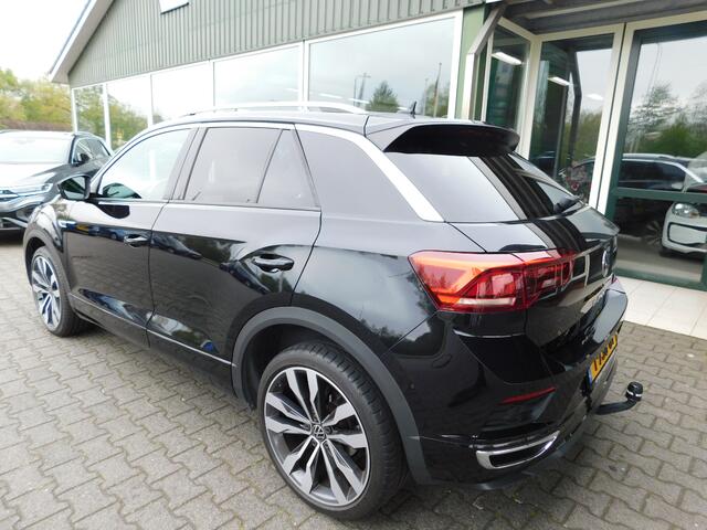 Volkswagen T-Roc 1.5TSI 150PK R-LINE! All-in Prijs! Trekhaak!