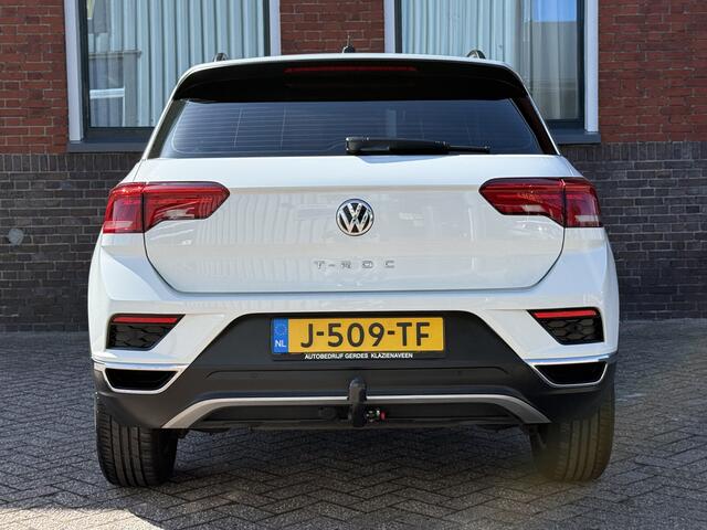 Volkswagen T-Roc 1.0 TSI Style | TREKHAAK | CAMERA | CARPLAY | STOEL/STUUR VERW. |