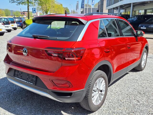 Volkswagen T-Roc 1.0 TSI Life (Navi,Carplay,Acc,Virtual,Led)